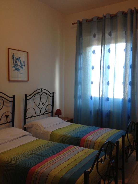 Hotel Mantova Mântua Quarto foto